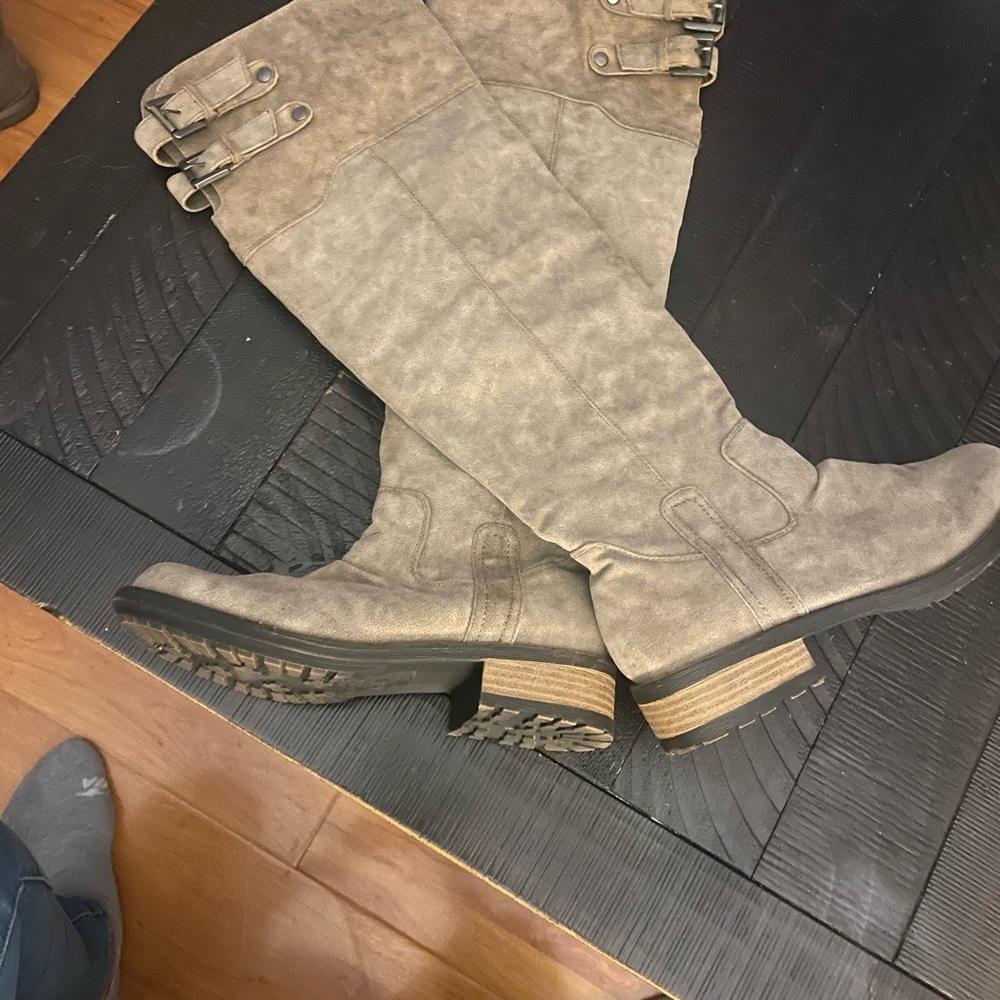 Size 6 boots